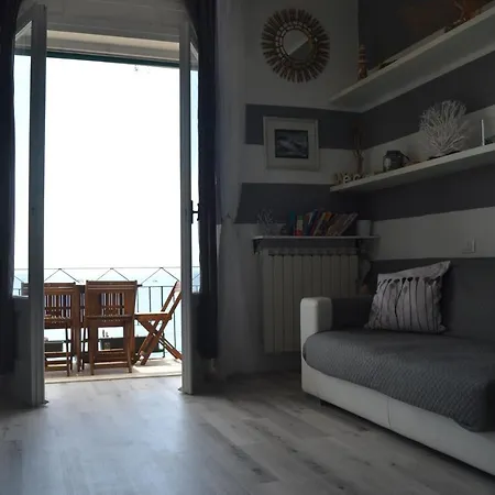 Apartment Tramonto Sul Mare *